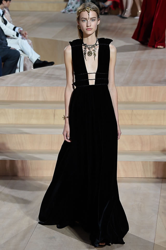 Latest Collection New York 2015 by VALENTINO  Fall