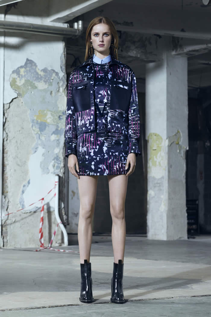 Versace 2016 Pre-fall   Collection