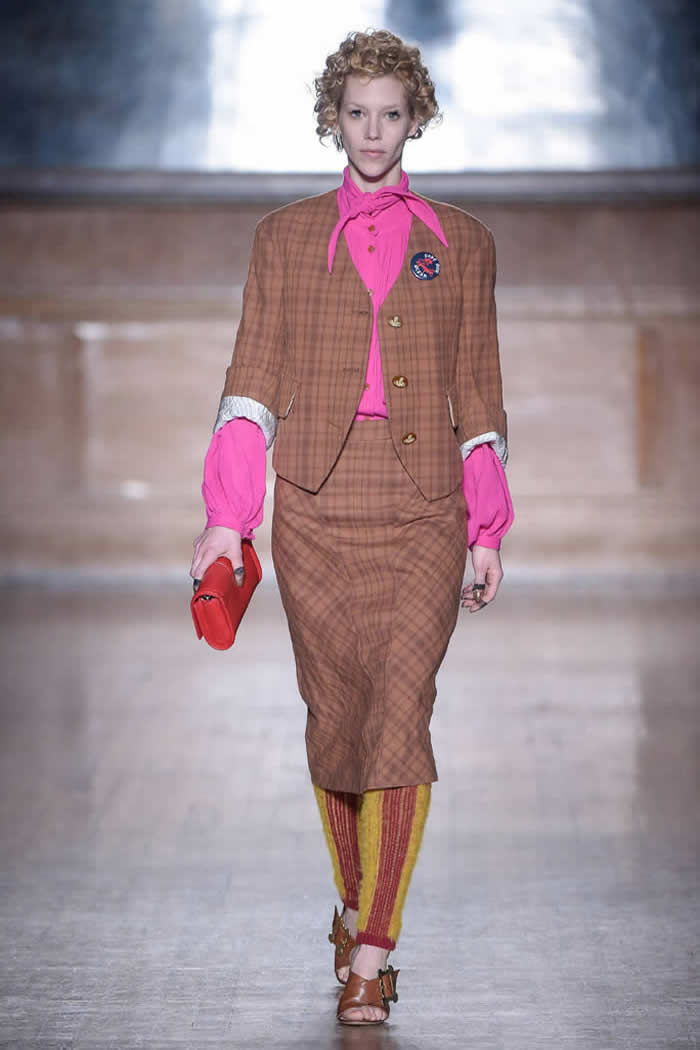 2016 Latest Vivienne Westwood Fall RTW Collection