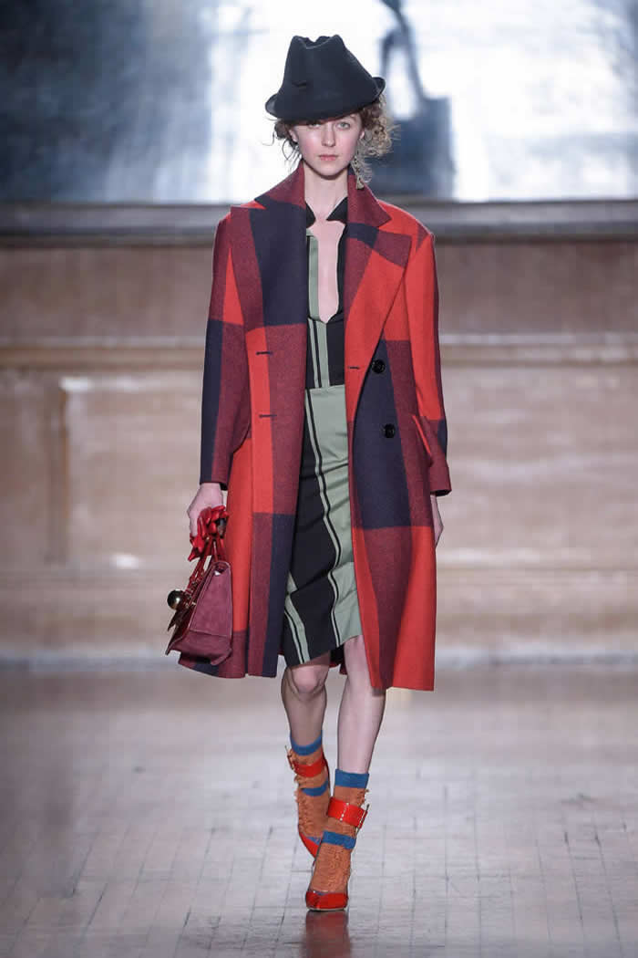 Fall RTW Vivienne Westwood Latest Collection