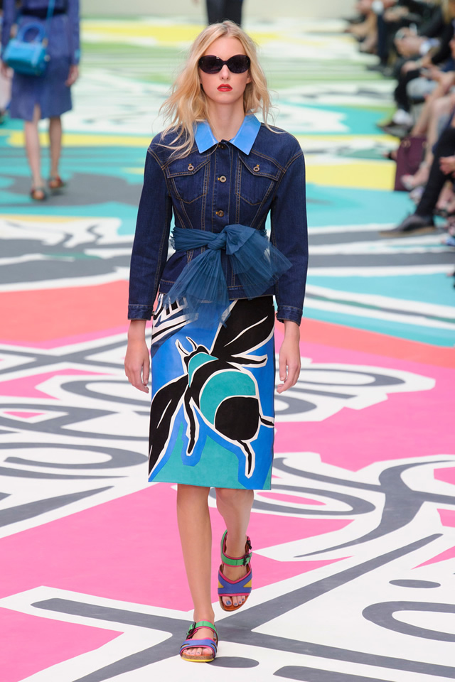 2015 LFW Burberry Spring Summer Collection