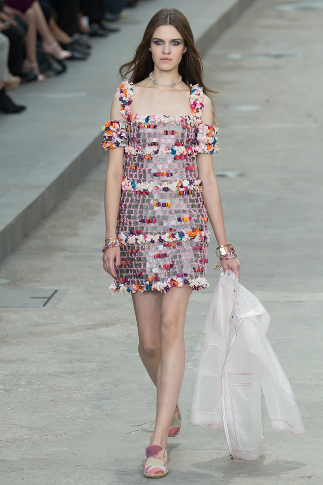 2015 Latest Chanel Spring RTW Paris Collection