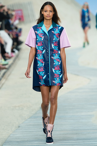 Latest Collection by Tommy Hilfiger Spring 2014 New York