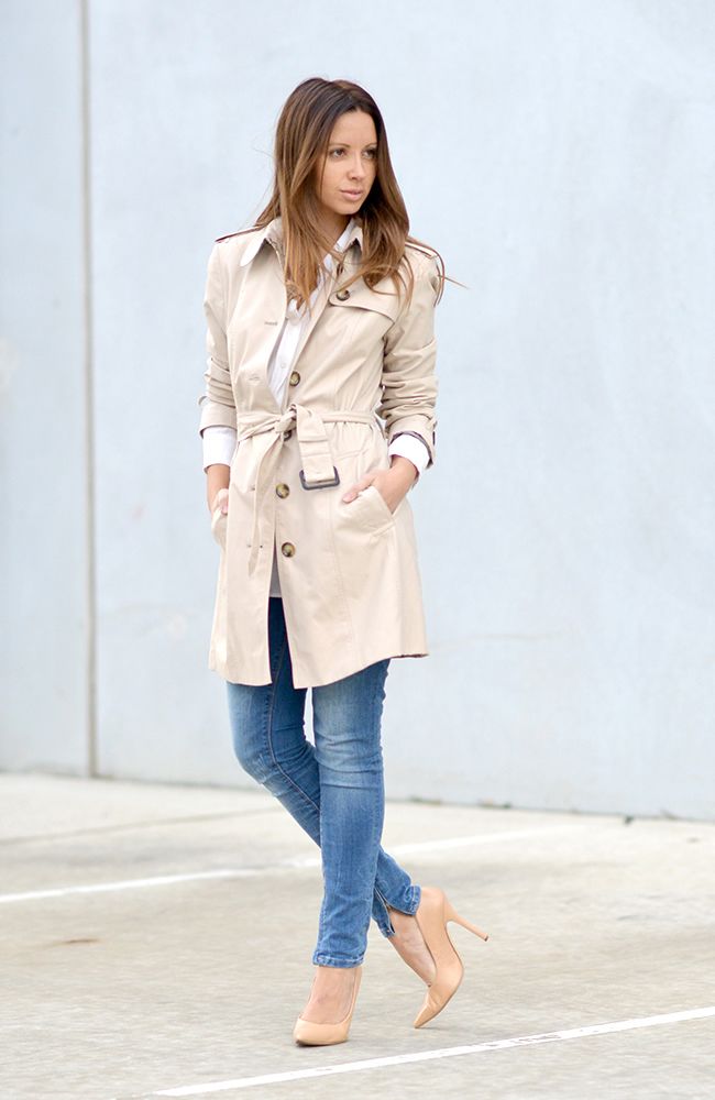 How to Wear a Trench Coat