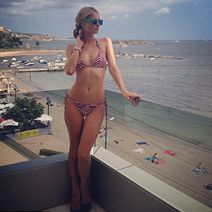 Bikini babe Paris Hilton in Ibiza - Spain