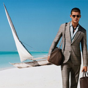 What Stylish Men Wear While Traveling