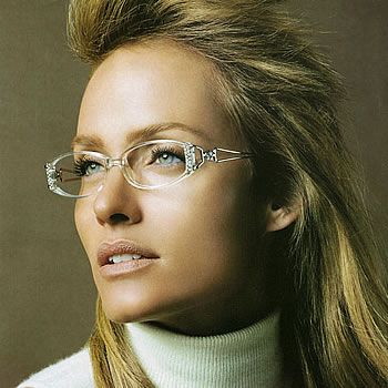 Amber Valletta Fashion Model Biography, Hot Pictures Gallery