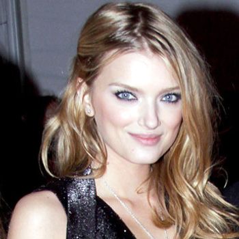 Lily Donaldson Fashion Model, Photo & Picture Gallery