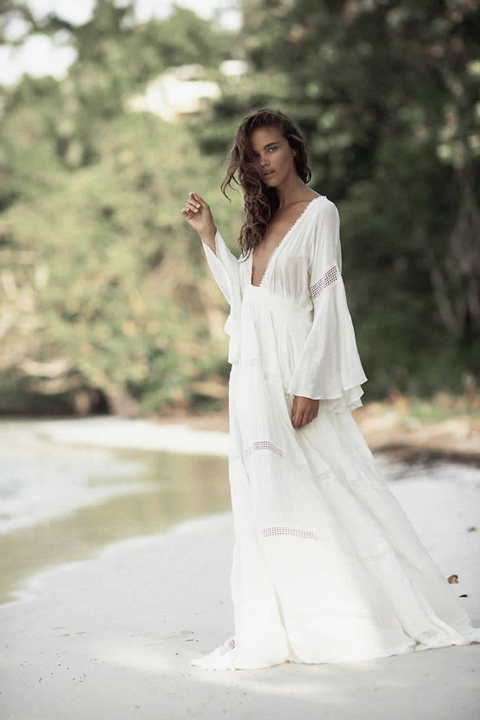 Romantic Summer Looks: 20 White Dress Outfit Ideas - Designerz Central