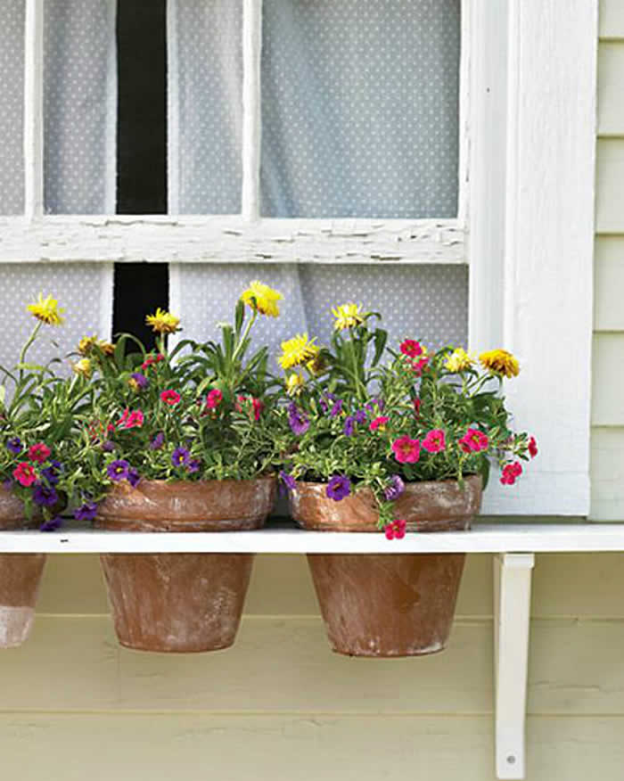 10 DIY Window Flower Box Planters