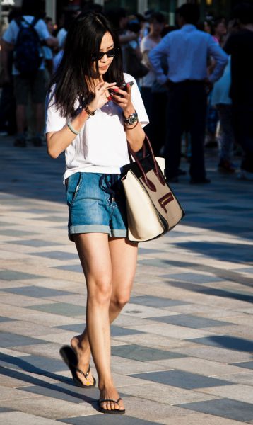 15 Ways to Style a Plain White Tee