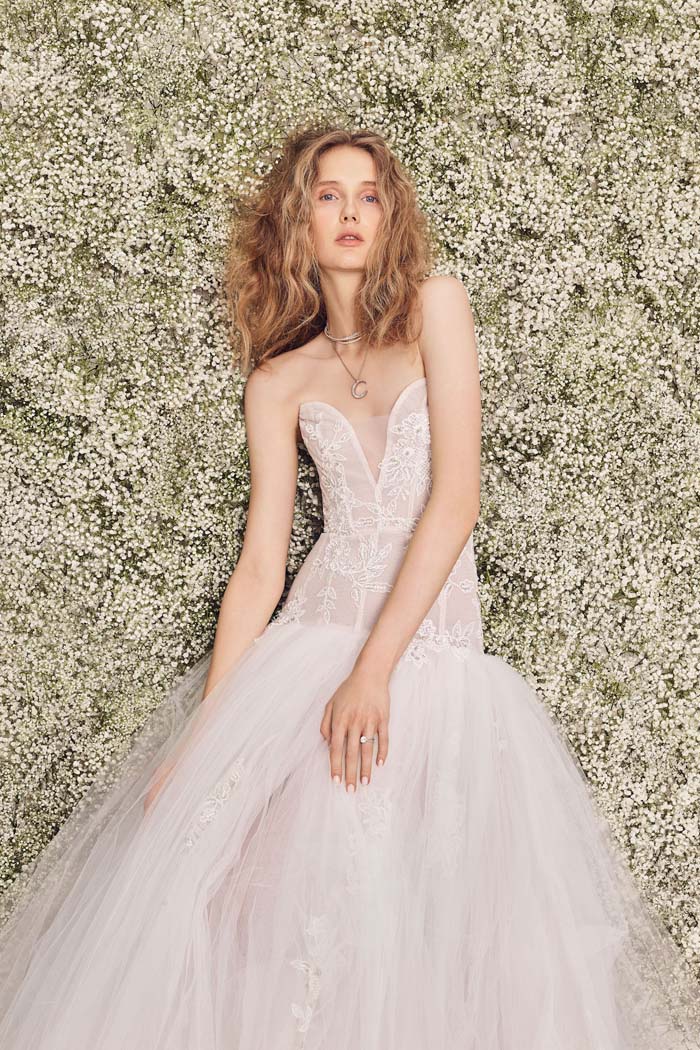 22 Romantic Lingerie-Inspired Wedding Dresses