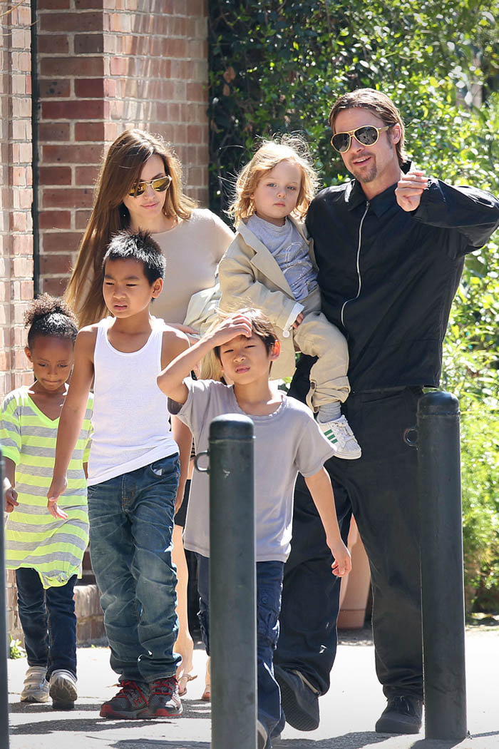 Brad Pitt With Kids 
